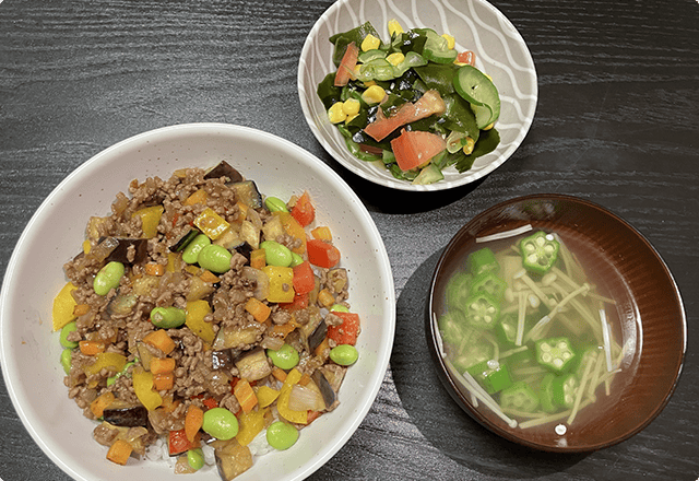 ５種野菜のそぼろ丼